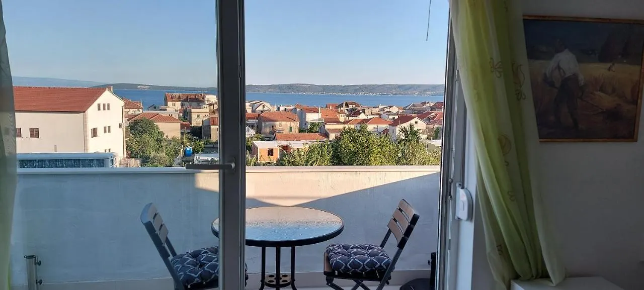 320°Arjasuite, A View That Conquers & Free Parking Kastela Apartment