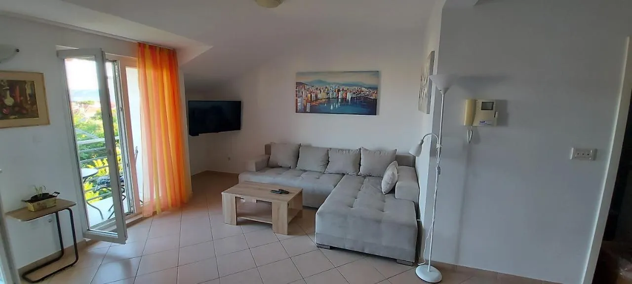 320°Arjasuite, A View That Conquers & Free Parking Kastela Apartment